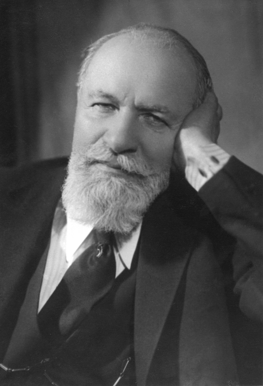 Vladimir Nemirovich-Danchenko (1858-1943), näyttelijä, ohjaaja, Moskovan taideteatterin perustaja Stanislavskyn kanssa. tekijältä Unknown