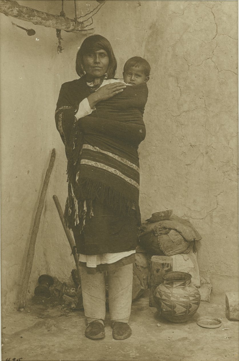 Acoma, Maria lapsensa kanssa, 1900 (platinapainatus). tekijältä Adam Clark Vroman