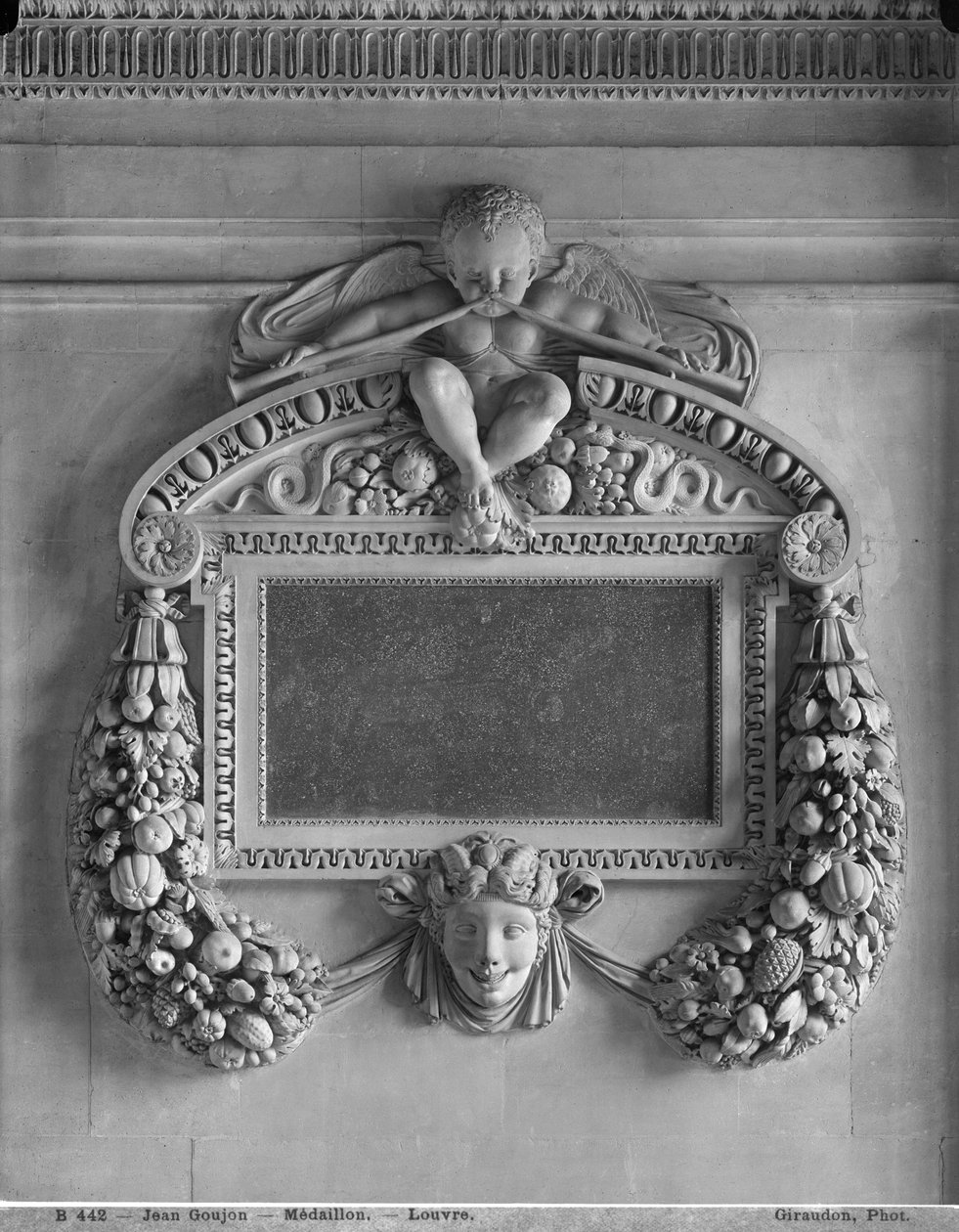 Cartouche Caryatids