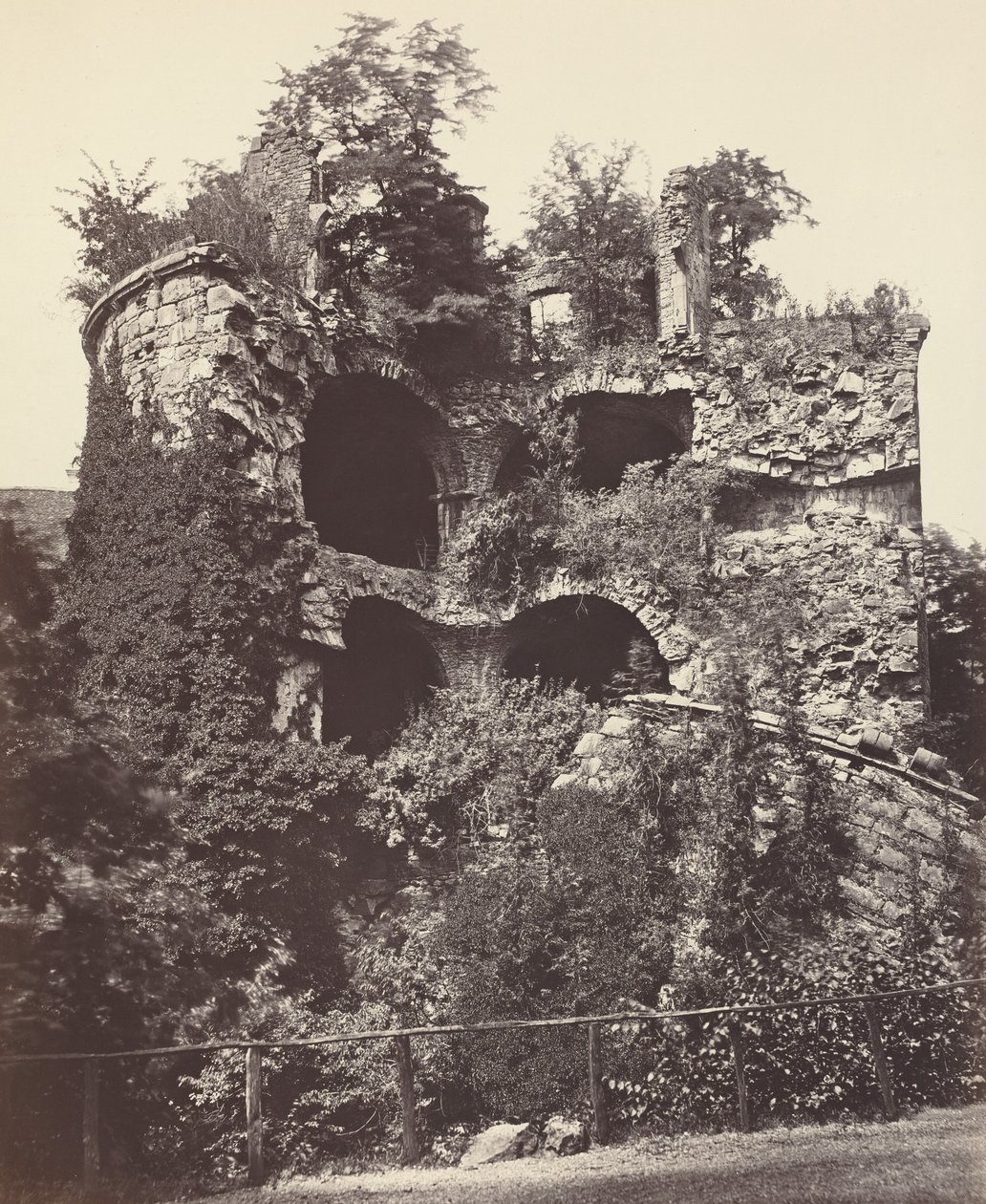 Räjähtynyt torni, Heidelbergin linna, n. 1865. tekijältä Adolphe Braun
