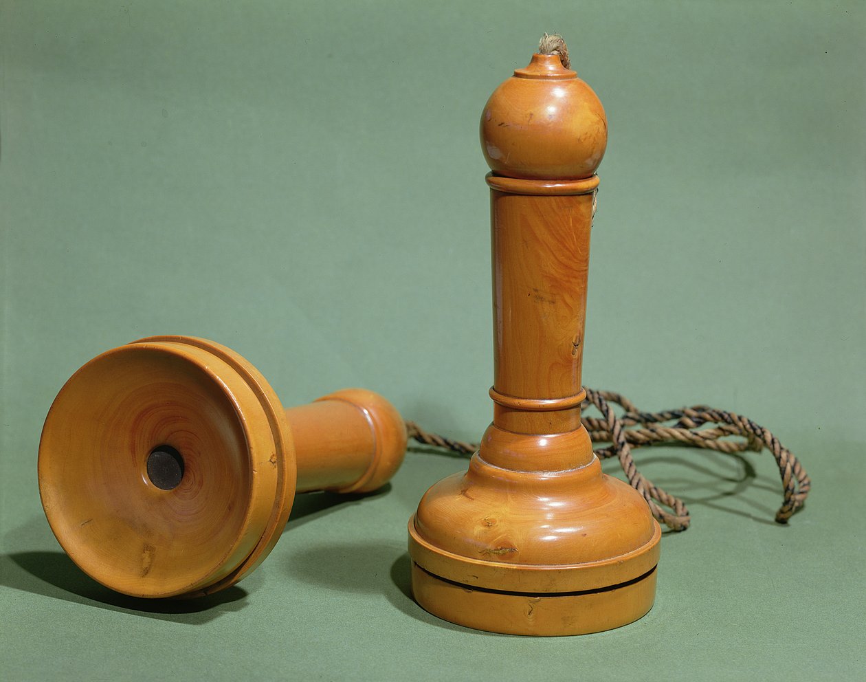 Puhelimen prototyyppisuunnittelu, 1873 tekijältä Alexander Graham Bell