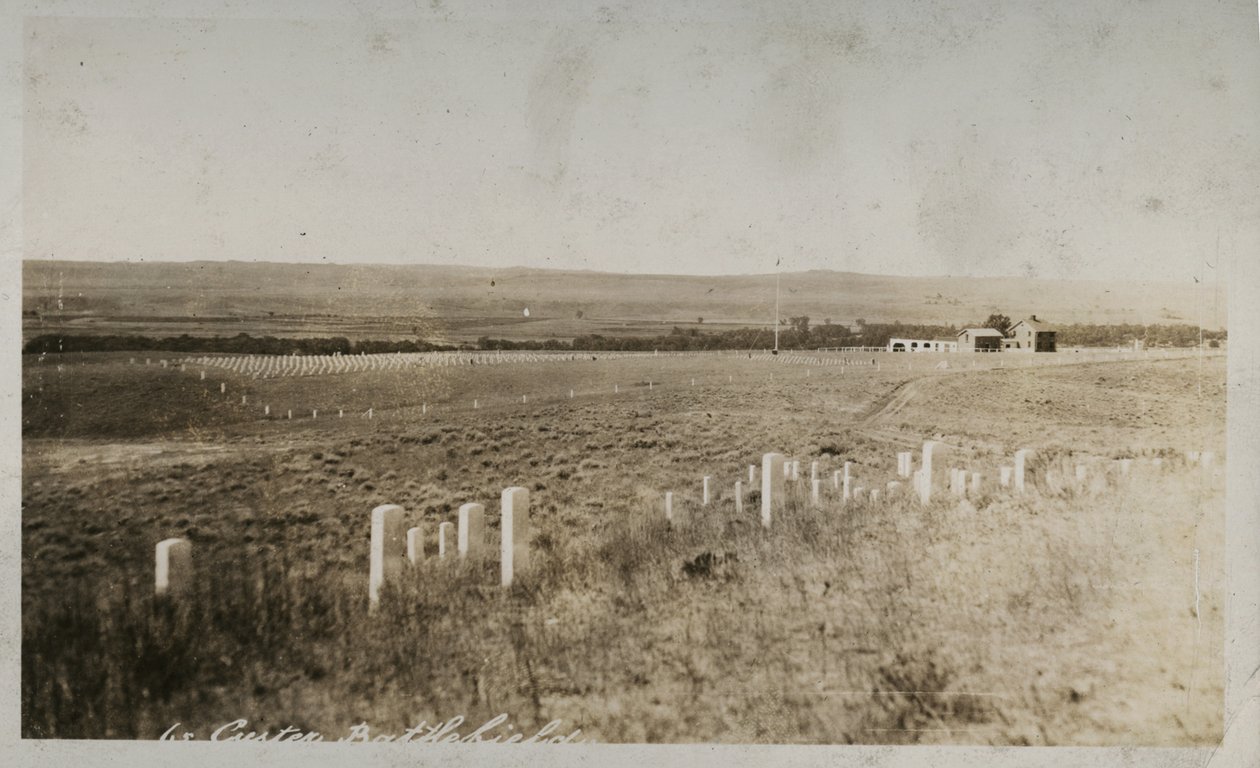 Kohtaus Custer Battlefieldissä tekijältä American Photographer