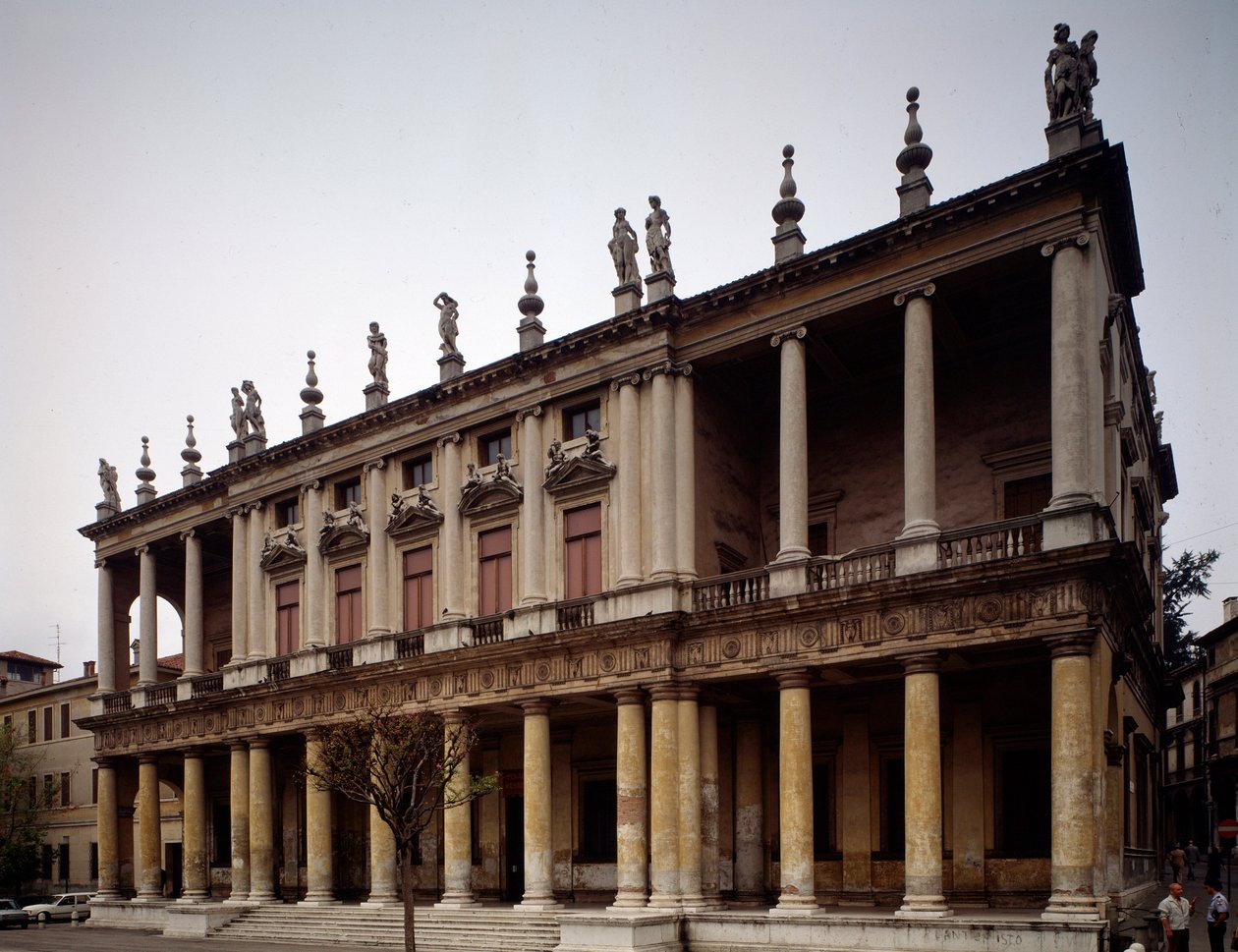 Chiericatin palatsin julkisivu tekijältä Andrea Palladio