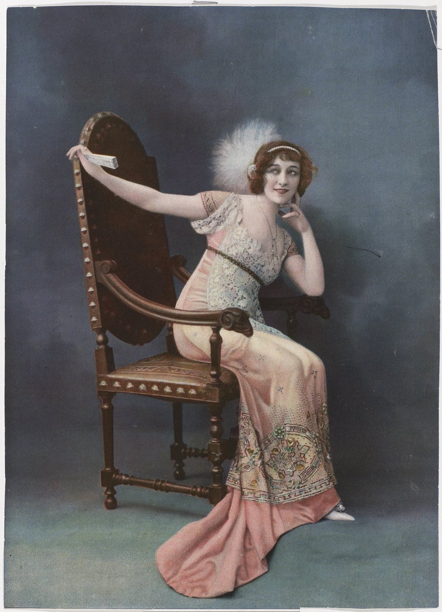 Les Modes, 1911: Iltapuku (...) tekijältä Anonymous