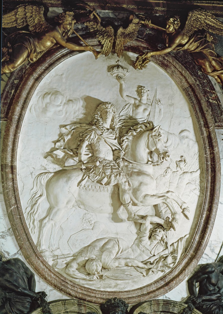 Ludvig XIV:n (1638-1715) ratsastusmuotokuva Salon de la Guerresta, n. 1687 (stukko) tekijältä Antoine Coysevox