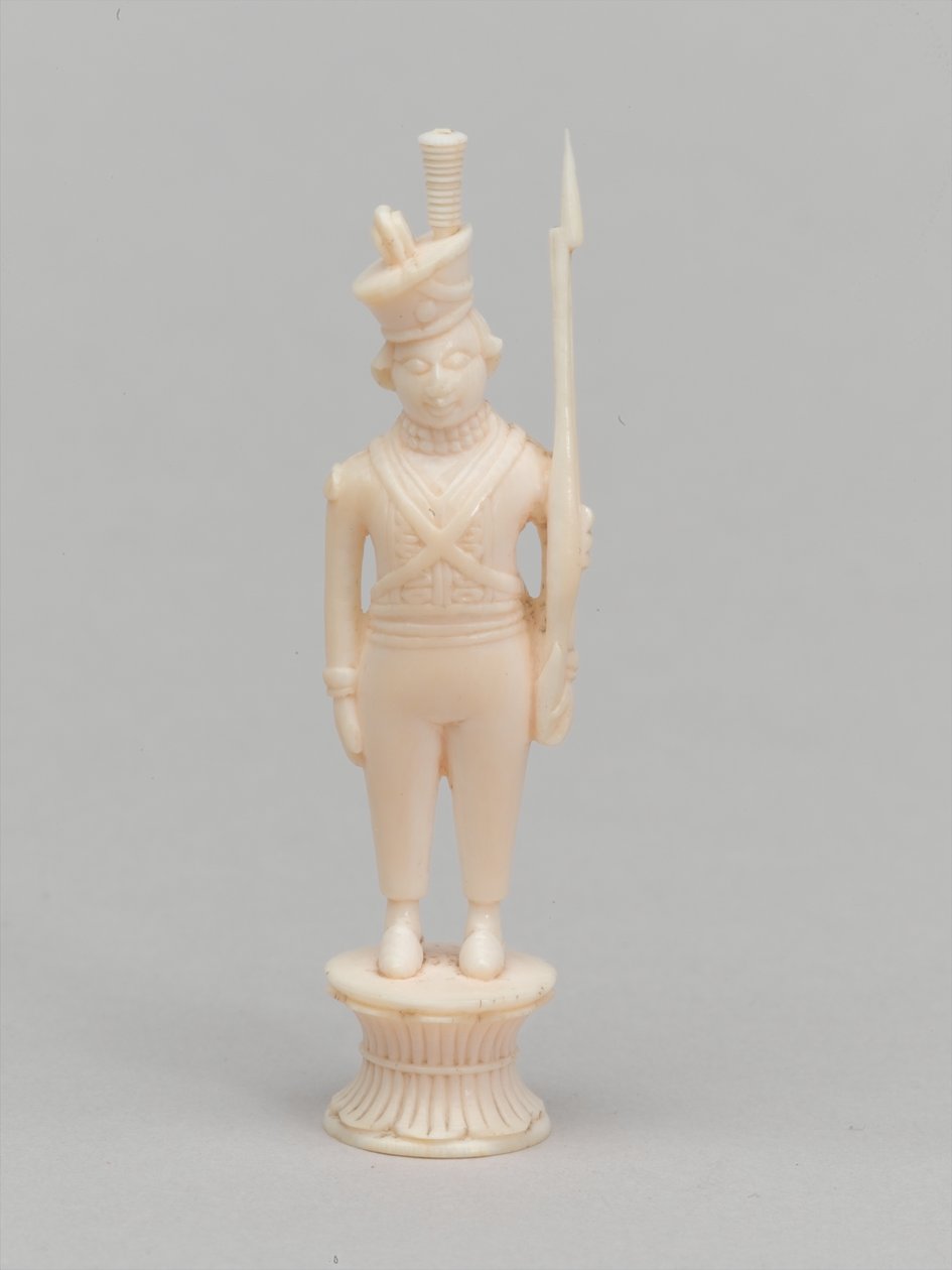 Valkoinen sotilas, shakkinappula, Intia, 1820 noin tekijältä Antoine Verard