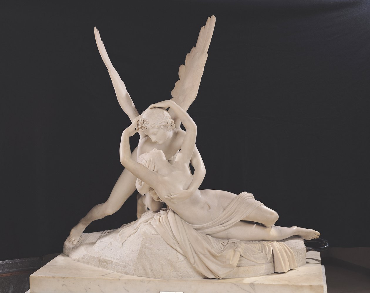 Amorin suudelman herättämä psyyke 1787-93 (marmori) (katso myös 123192) tekijältä Antonio Canova