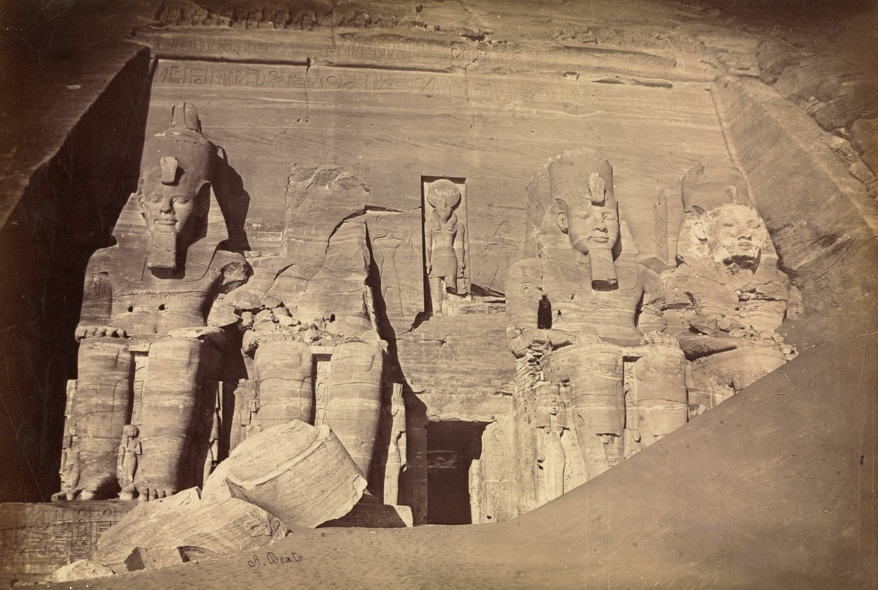 Ramses II:n temppeli, Abu Simbel tekijältä Antonio Beato