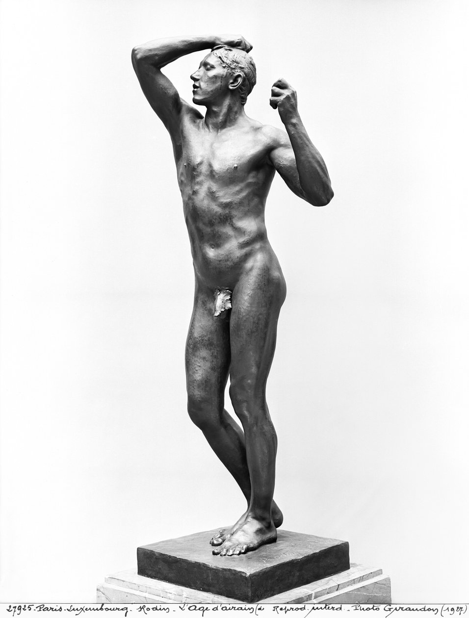 Pronssikausi, vuoden 1877 jälkeen (pronssi) (katso myös 279784 ja 86) tekijältä Auguste Rodin