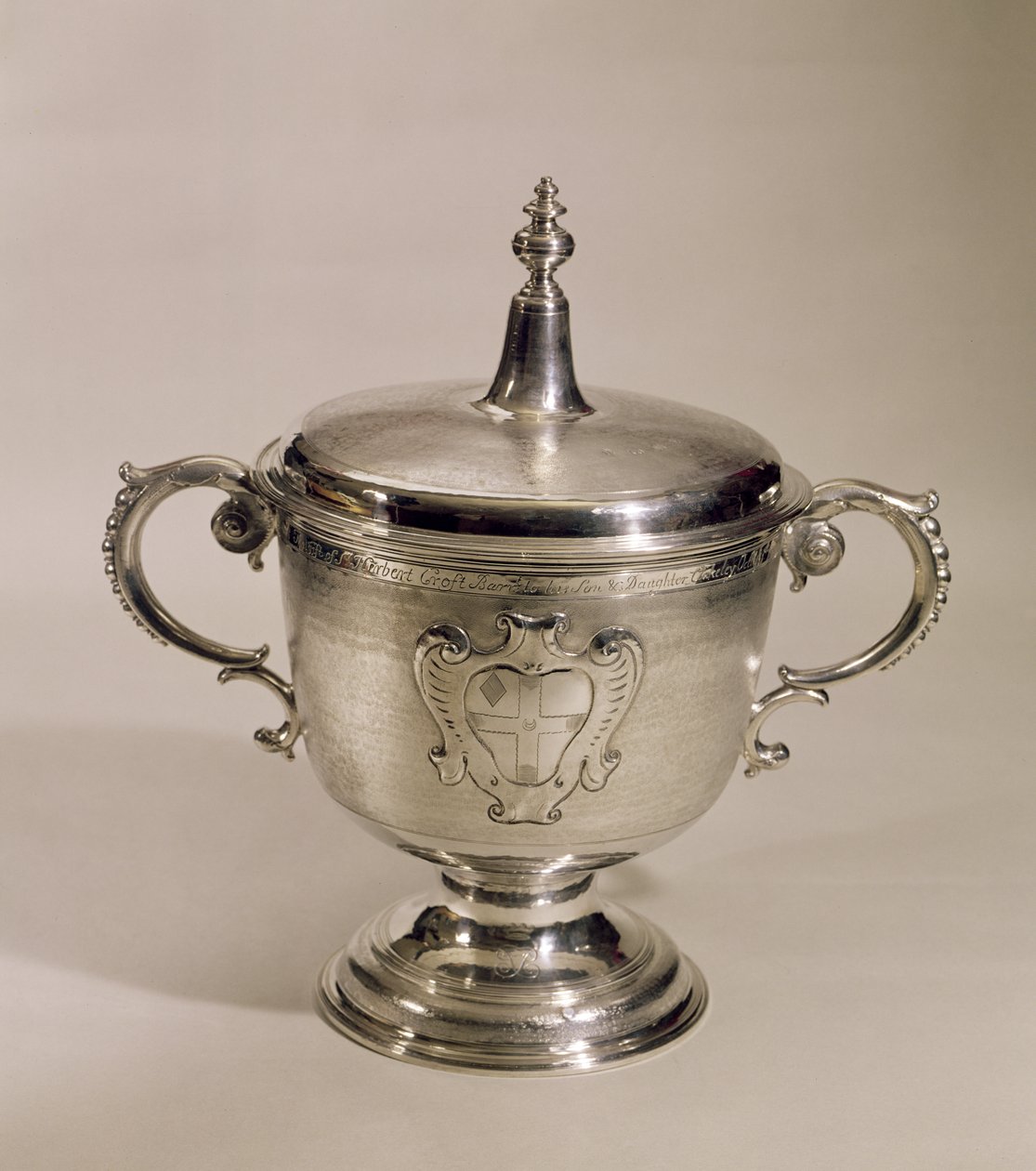 James II Steeple Cup, 1685 (hopea) tekijältä Benjamin Pyne