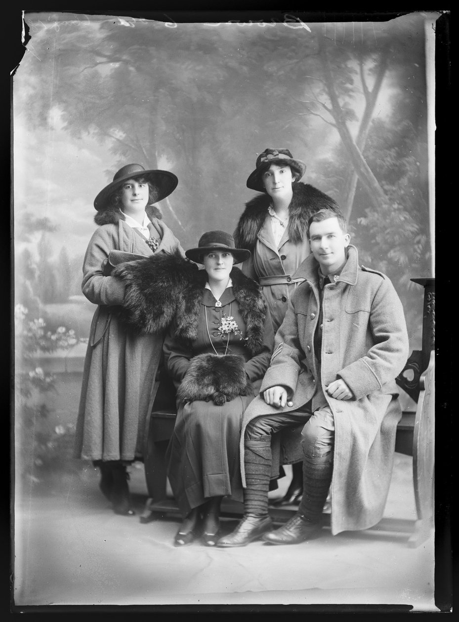 Ruskea tekijältä Berry and Co