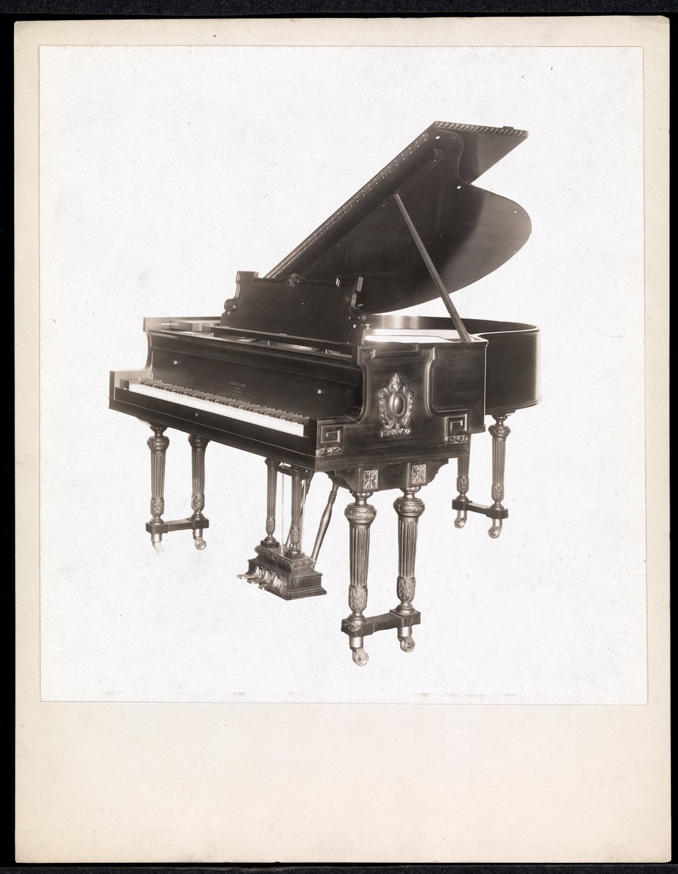 Piano, Krakauer Piano Co., New York, vuosina 1895-1915 (hopeagelatiiniprintti) tekijältä Byron Company