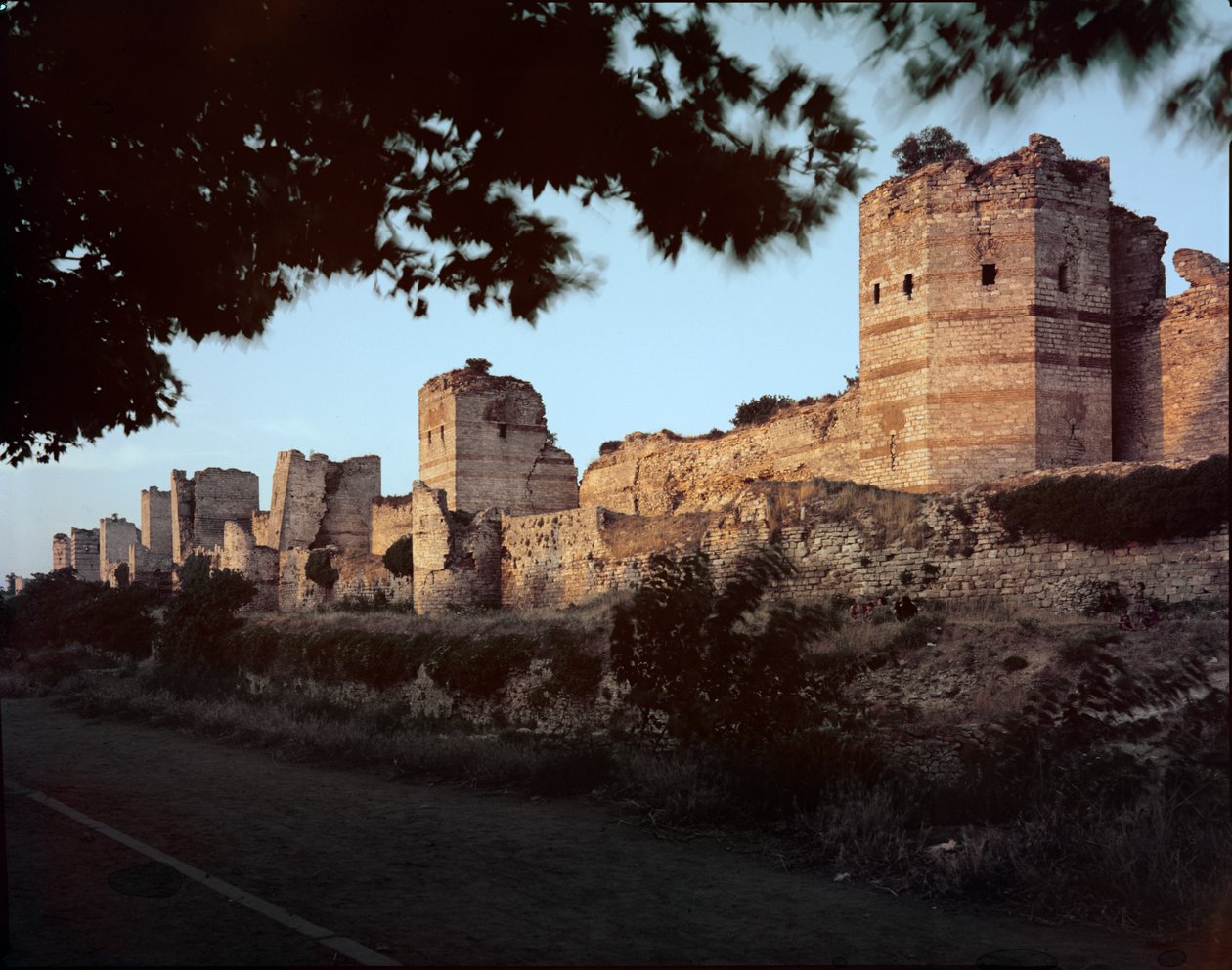 Theodosian Wall, rakennettu Theodosius II:n (408-50) hallituskaudella 412-22 jKr. tekijältä Byzantine