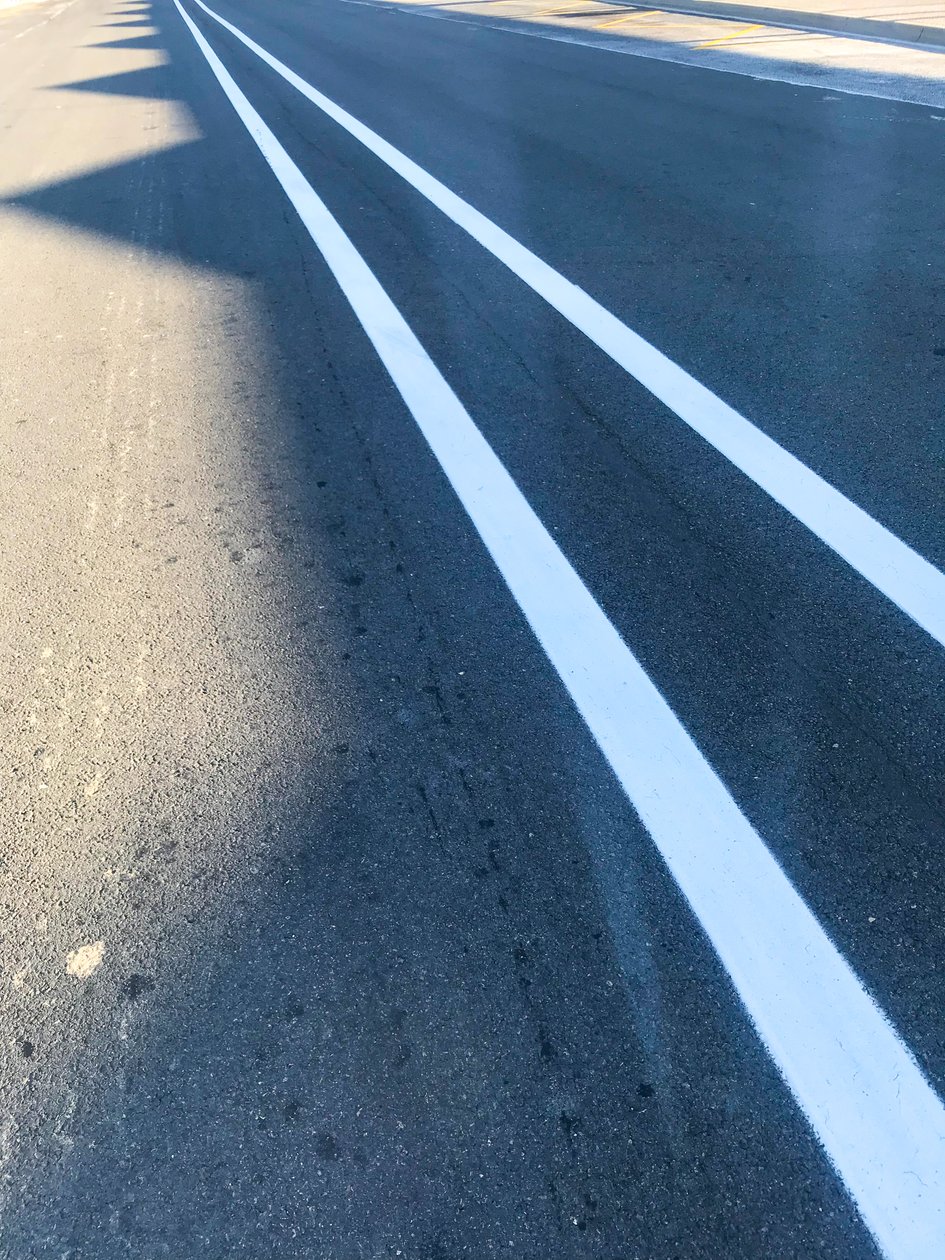 Koostumus - Street, 2021 (kuva) tekijältä Cécile Jamet