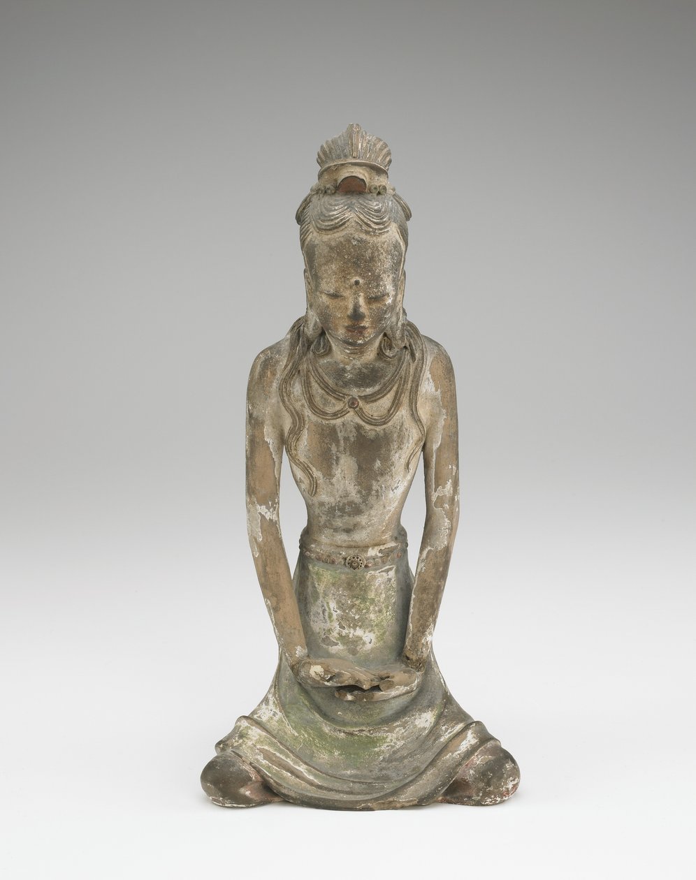 Bodhisattvan figuuri (keraaminen) tekijältä Chinese School