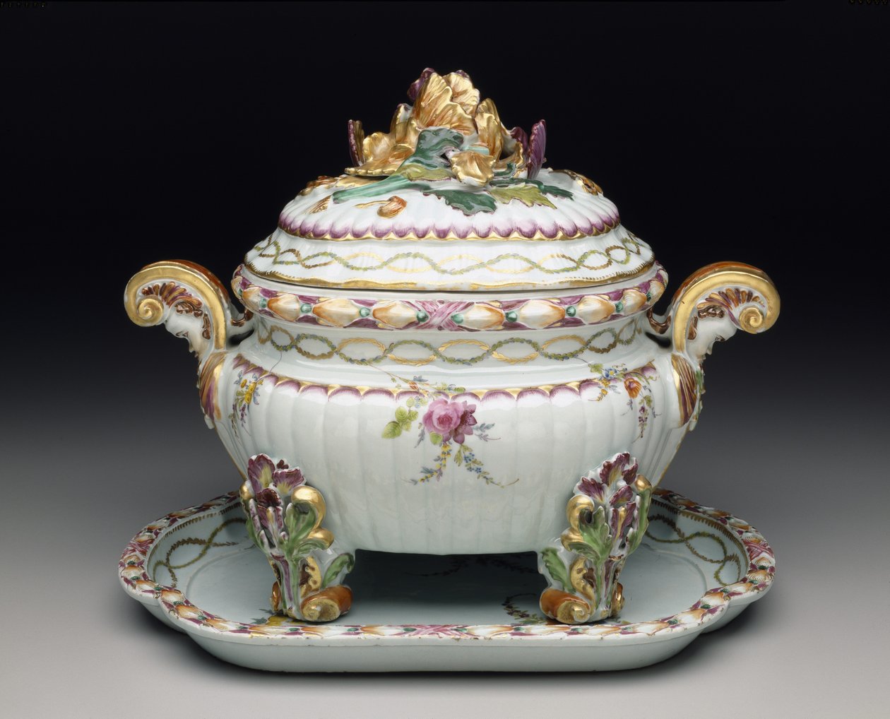 Tureen-on-stand, n. 1775 tekijältä Chinese School