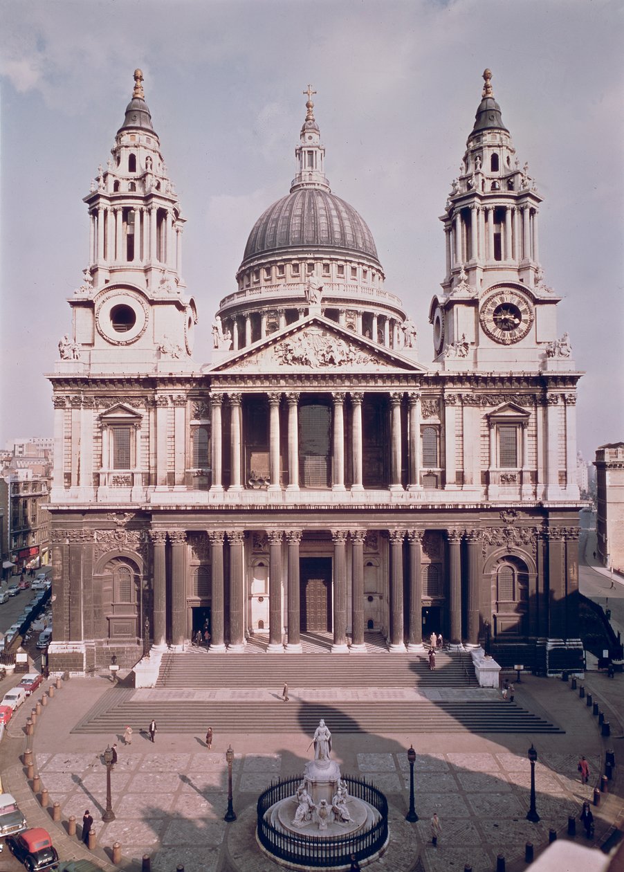 Näkymä ulkopuolelta, rakennettu 1695-1711 tekijältä Christopher Wren