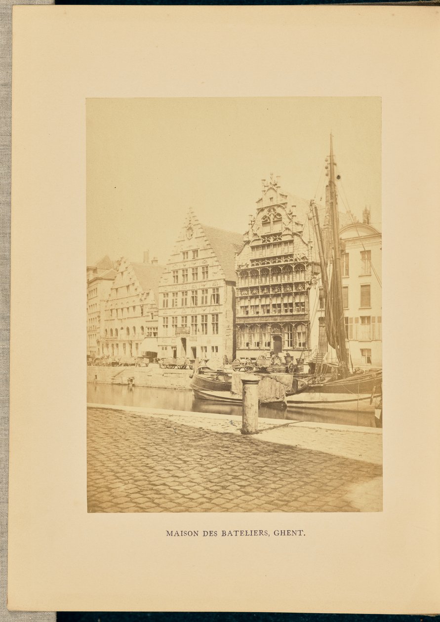 Venemiesten talo, Gent tekijältä Cundall and Fleming