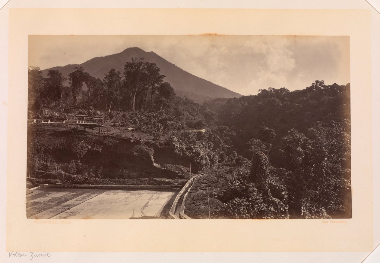 Volcan Zunil, Guatemala tekijältä Eadweard Muybridge