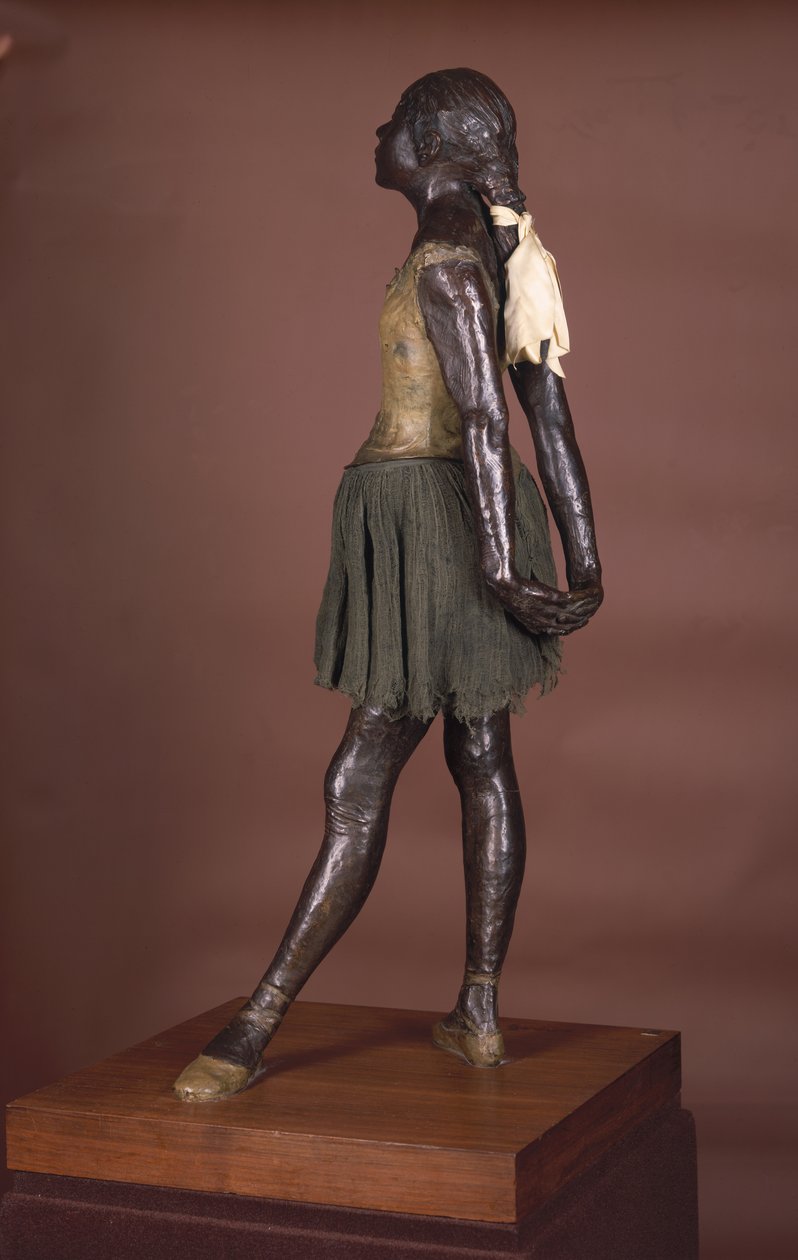 Balettitanssija, pukeutunut (pronssi) tekijältä Edgar Degas