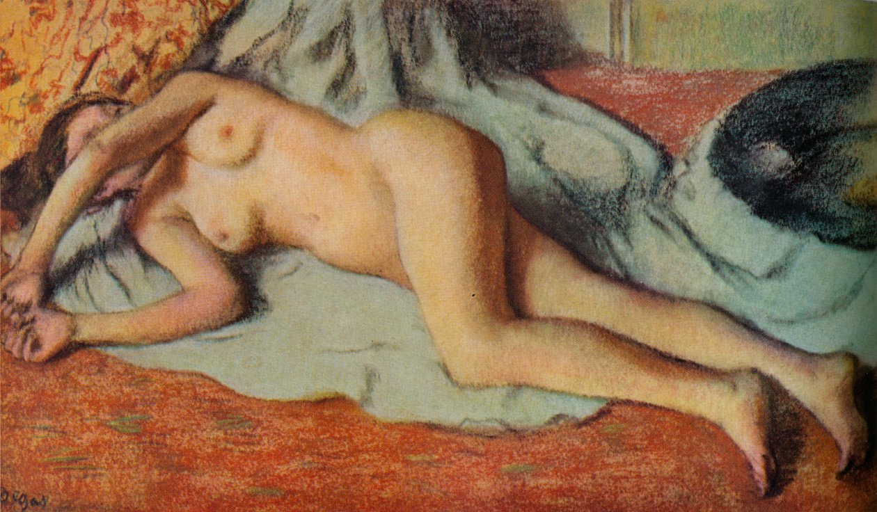 Kylpylä makaa maassa, c1885 tekijältä Edgar Degas