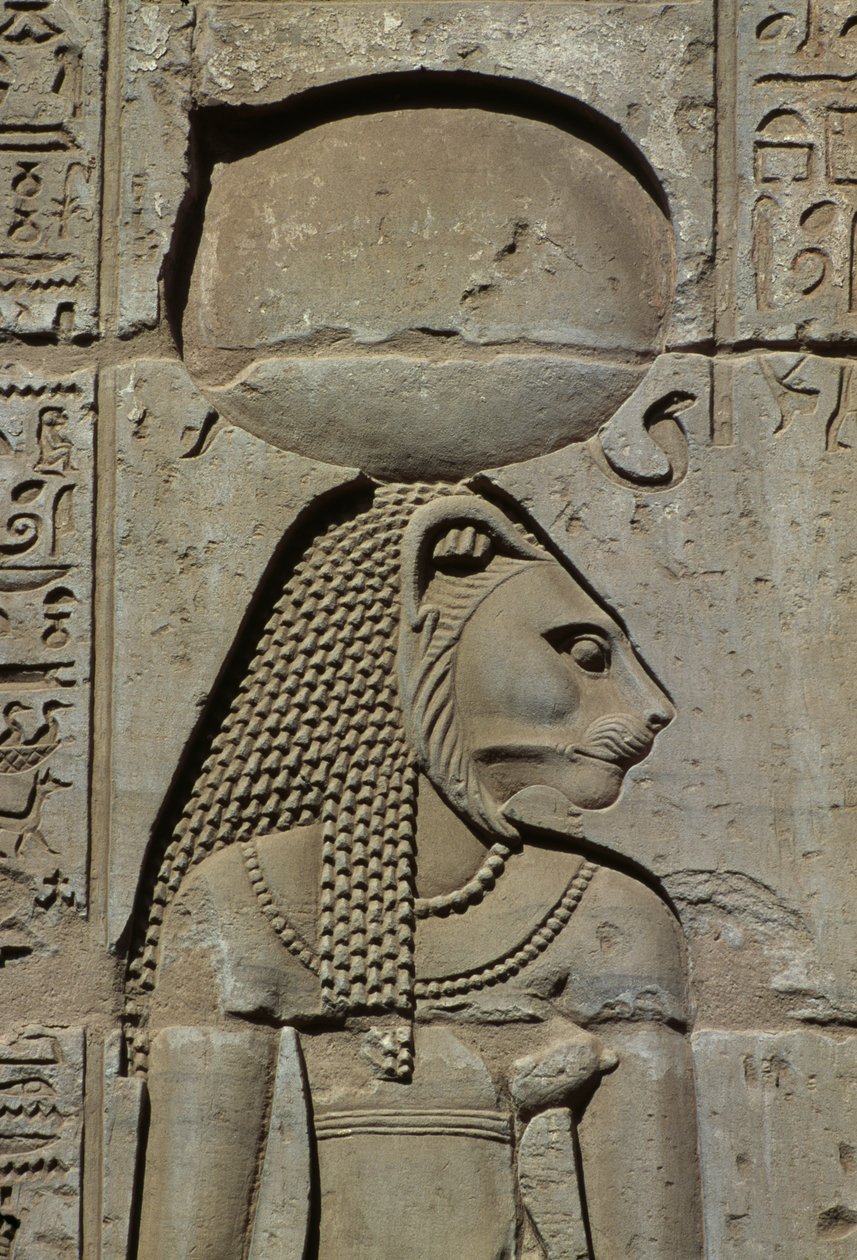Yksityiskohta reliefistä, Bastet-kivi tekijältä Egyptian