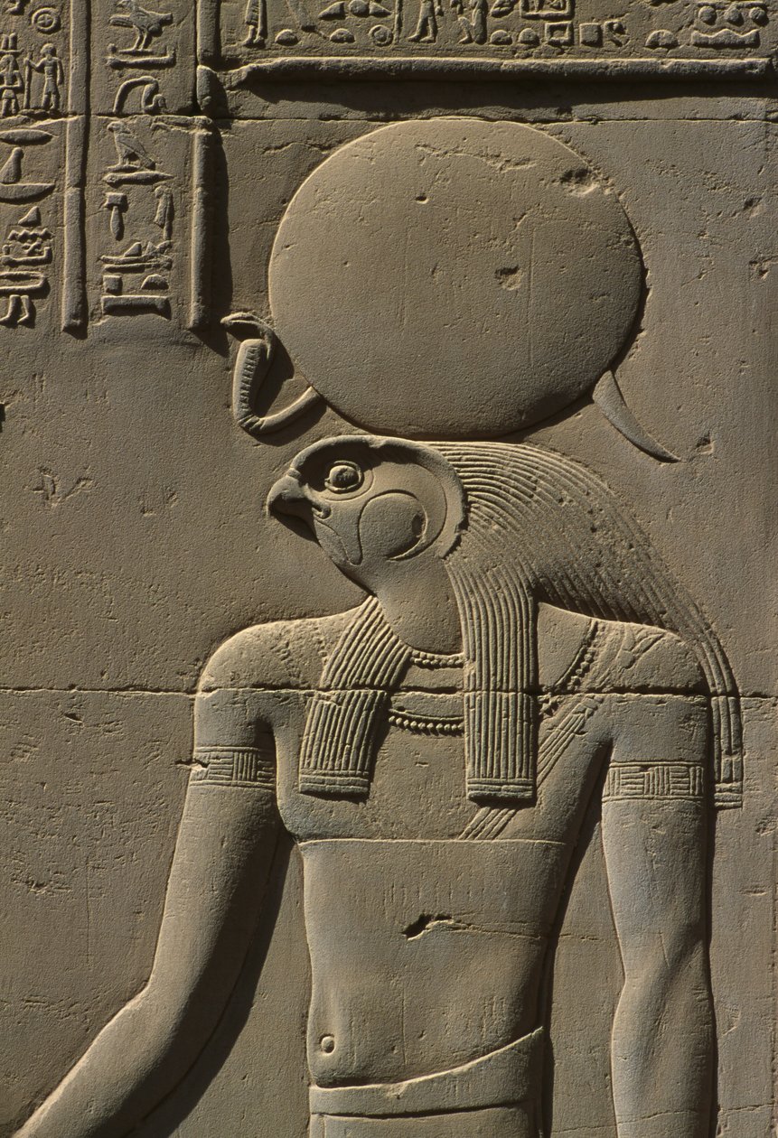 Yksityiskohta reliefistä, Re kivi tekijältä Egyptian