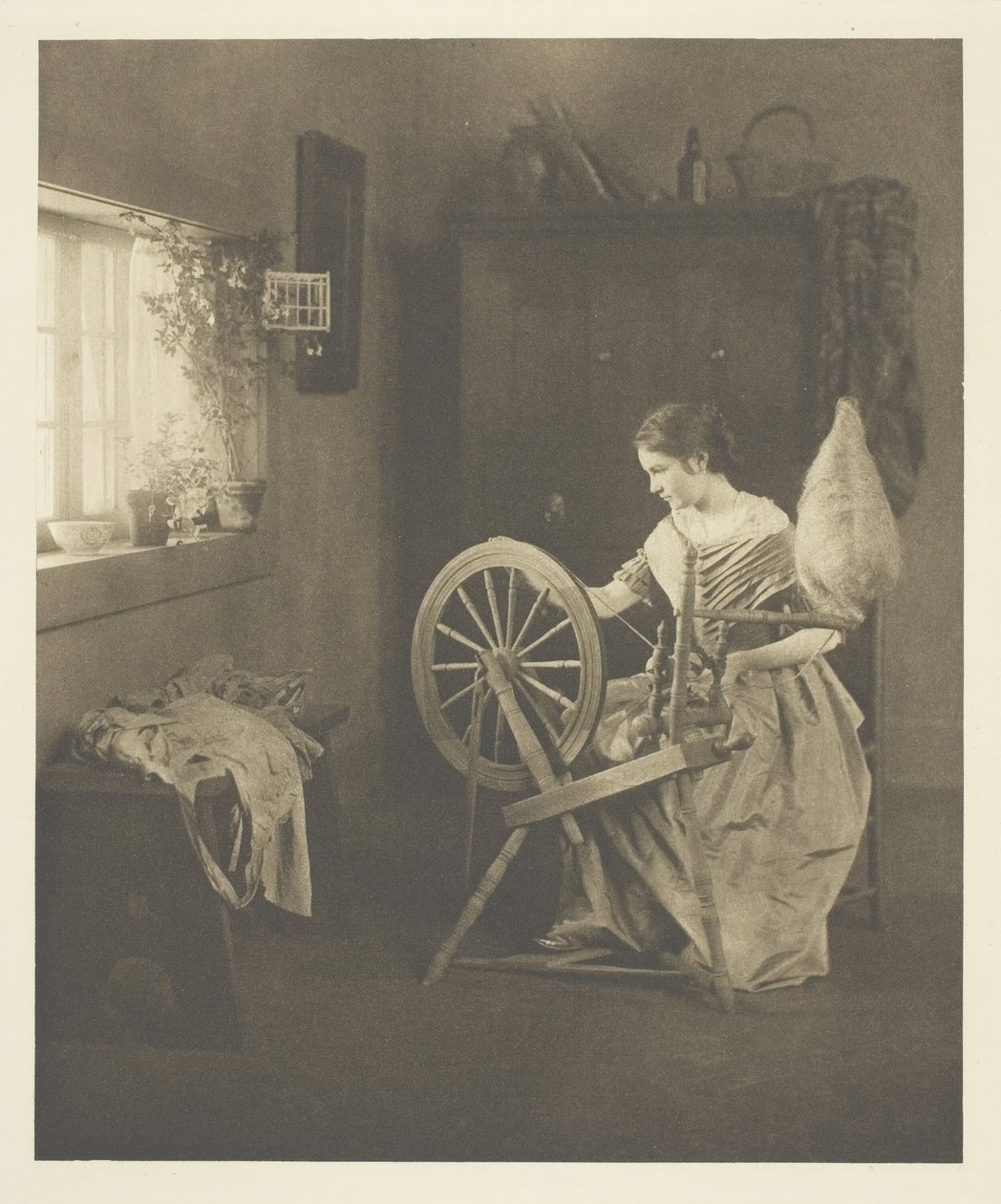 aSpinning, c. 1898. tekijältä Emilie V. Clarkson