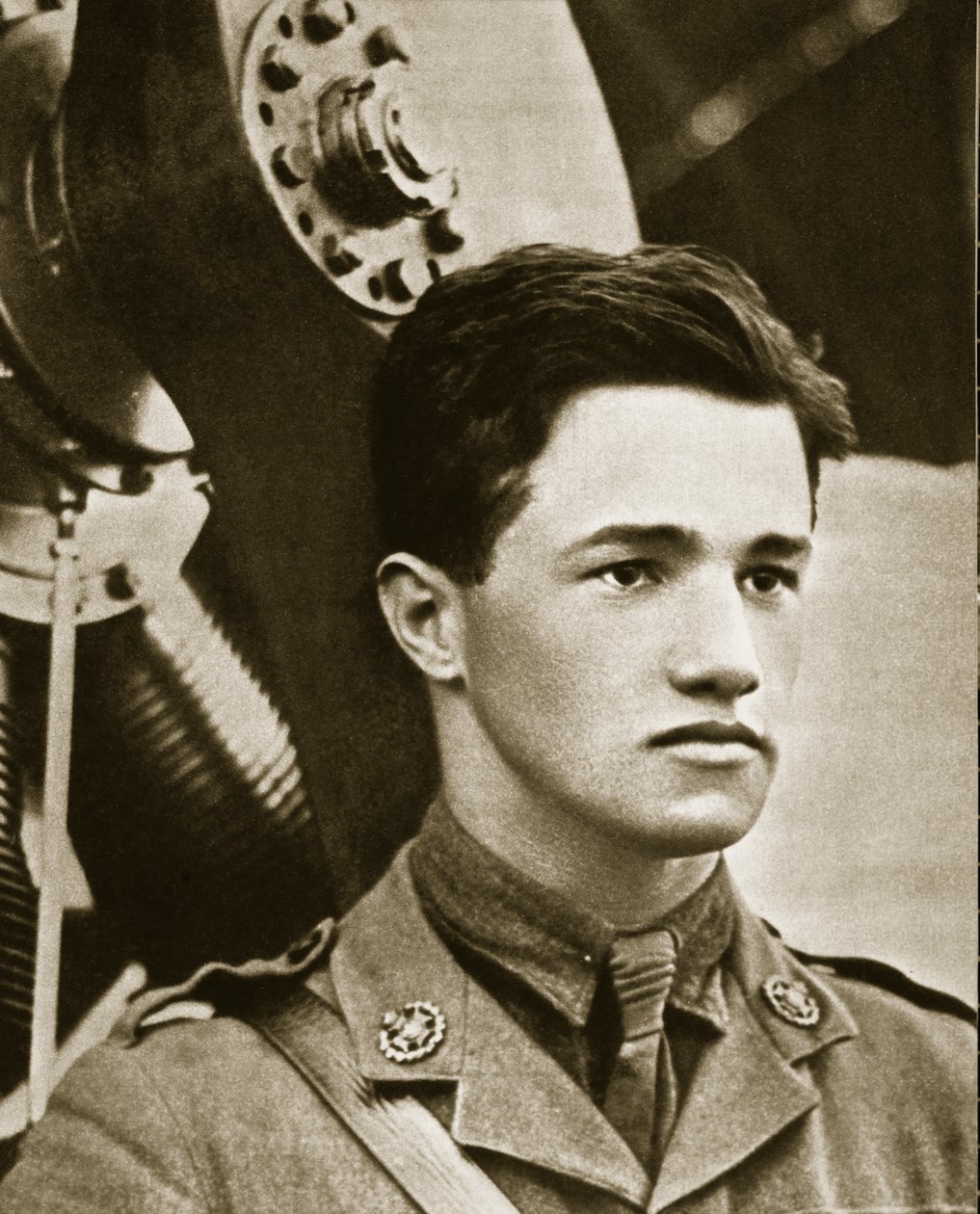 Poika, josta tuli taistelutähti (syväpaino) tekijältä English Photographer