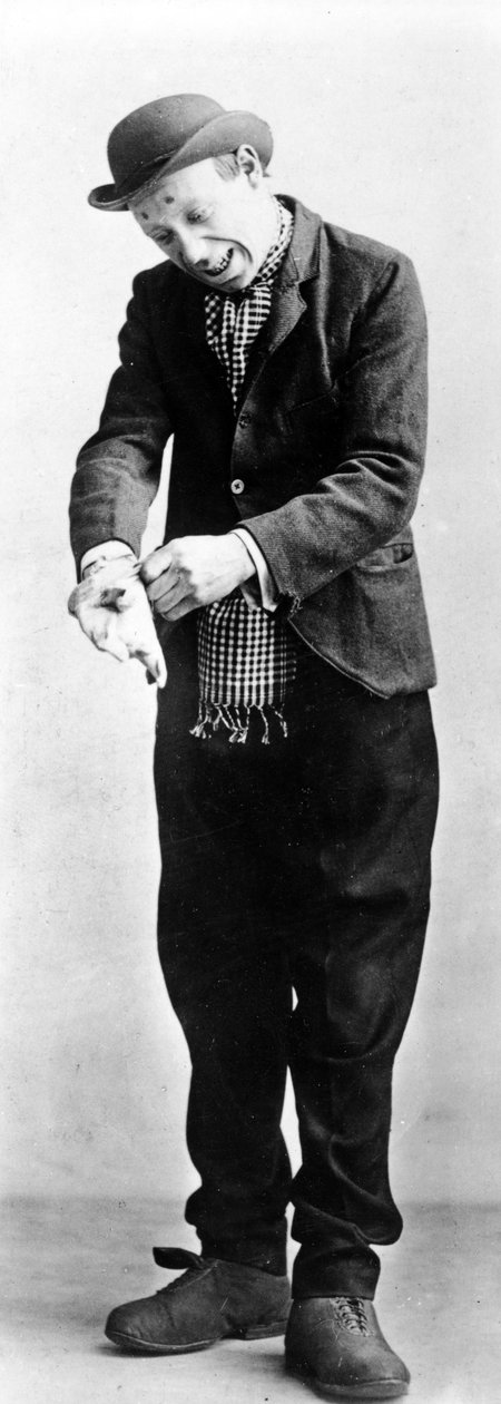 George Formby tekijältä English Photographer