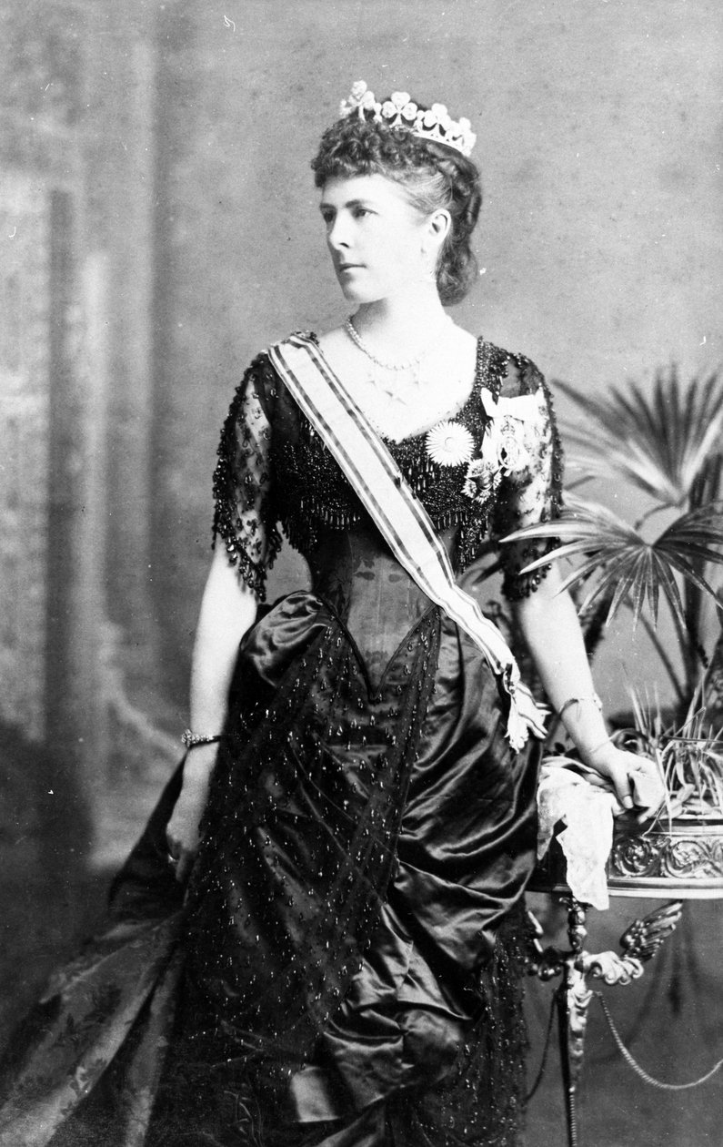 Lady Dufferin Intian varapuheenjohtajana, n. 1884-1888 tekijältä English Photographer