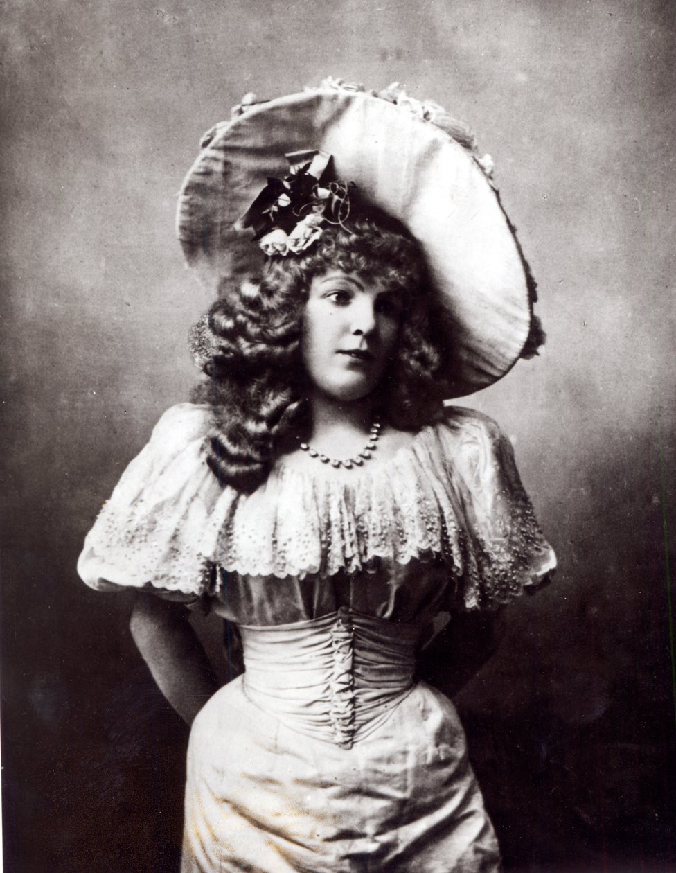 Marie Lloyd (1870-1922) tekijältä English Photographer