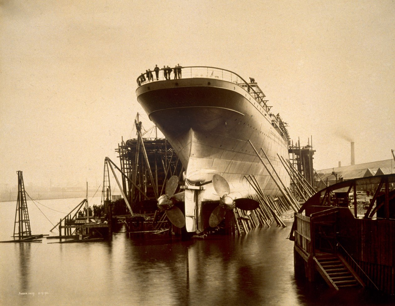 RMS Campania, 1892 tekijältä English Photographer