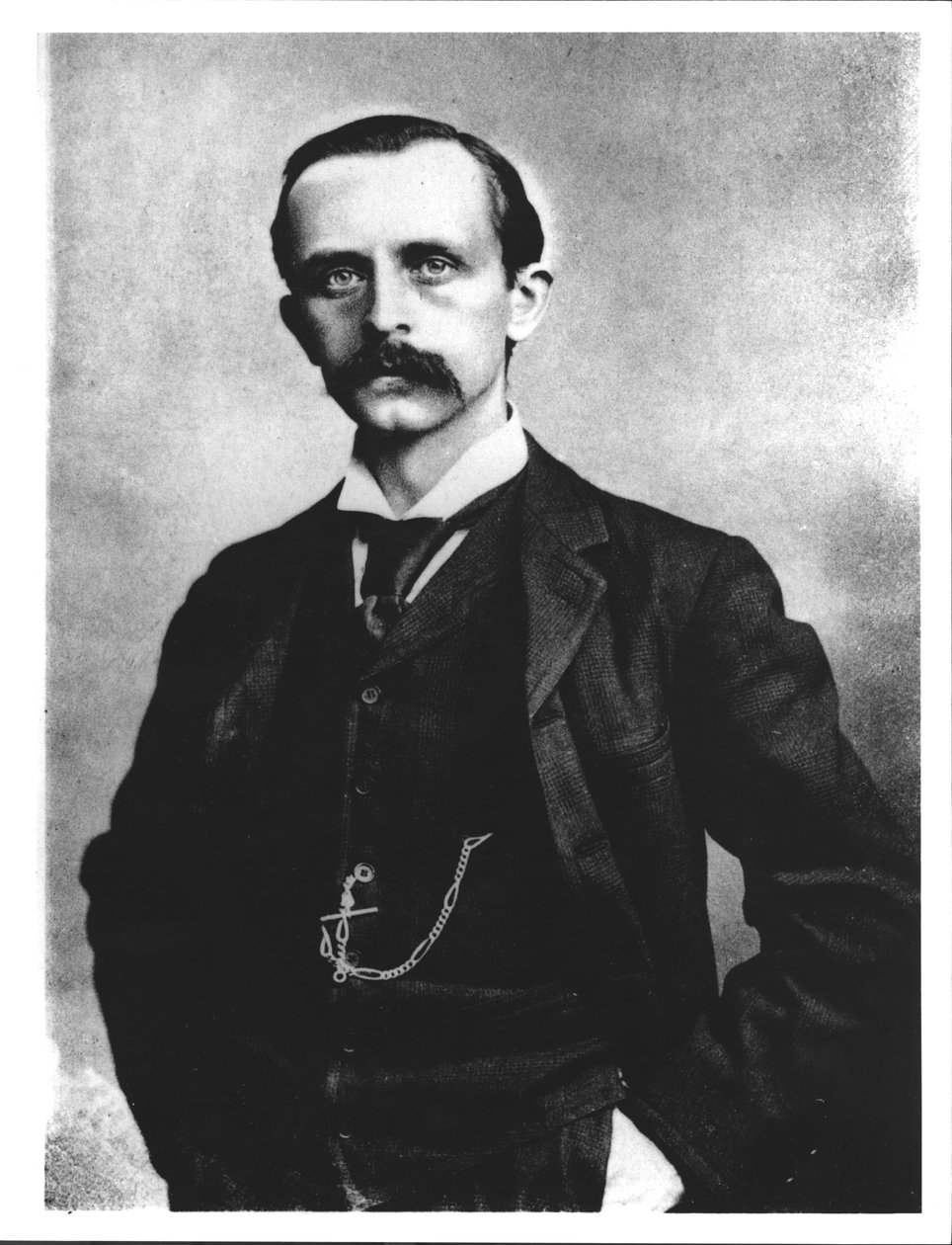 Sir James Matthew Barrie (1860-1937) tekijältä English Photographer
