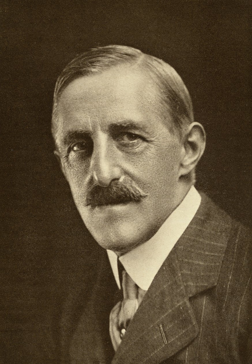 Sir Max Pemberton (1874-1950) tekijältä English Photographer