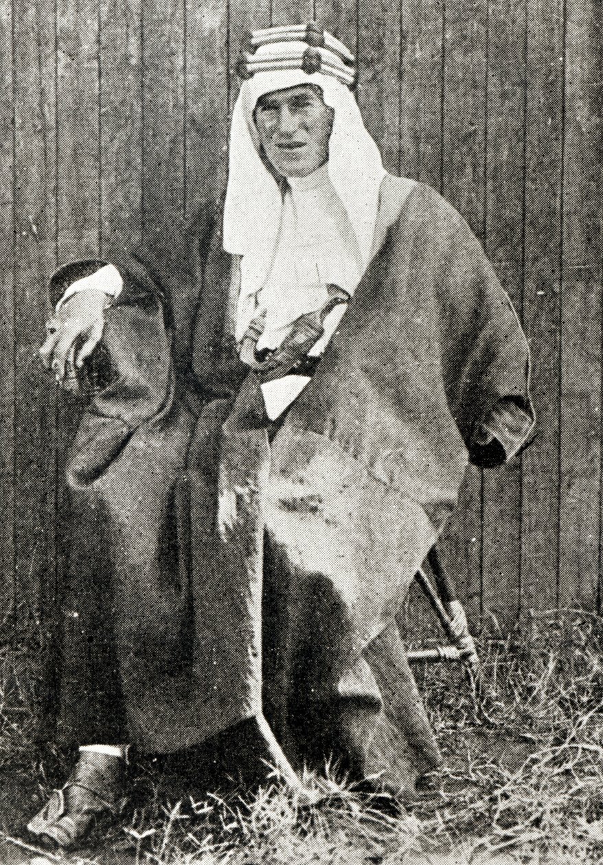 T. E. Lawrence täydessä arabimekossa, 1919 tekijältä English Photographer