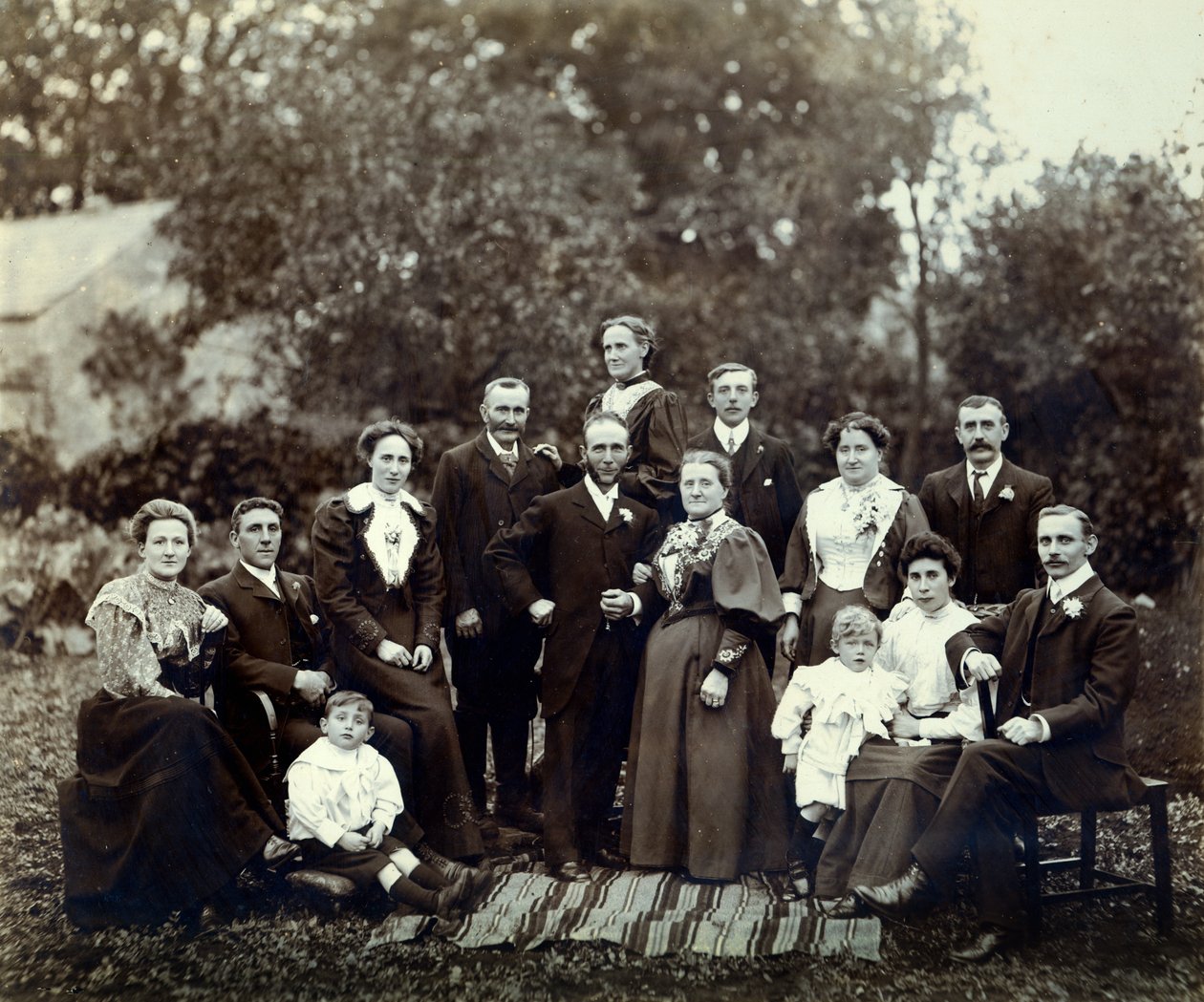 Hääryhmä, Trowbridge, Wiltshire, Englanti, n. 1900 tekijältä English Photographer