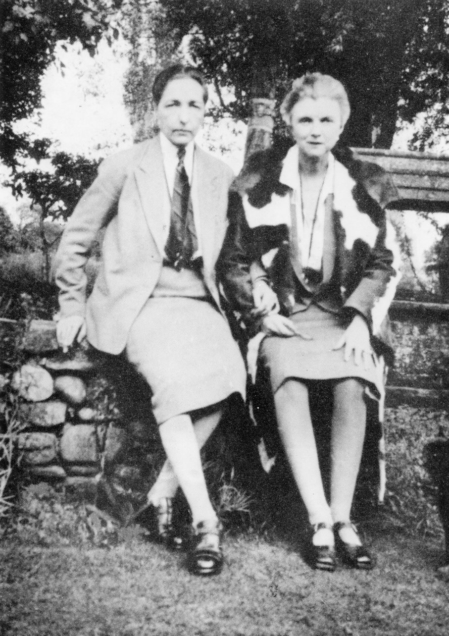 Radclyffe Hall ja Una Vincenzo tekijältä English Photographer
