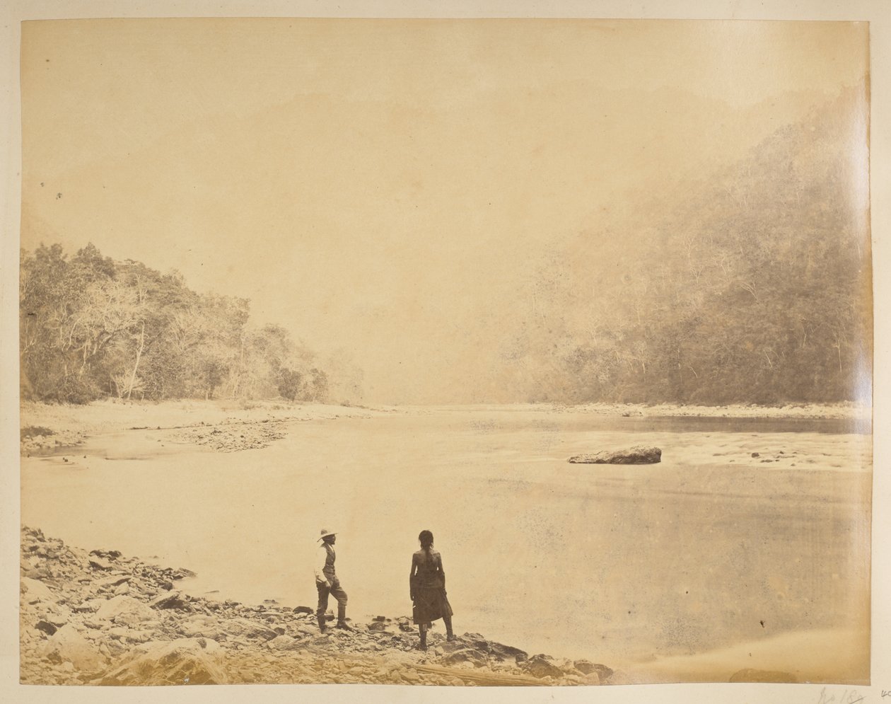 Teesta Bheerkoteella.  Näkymät Darjeelingiin. 1870-luku tekijältä English Photographer