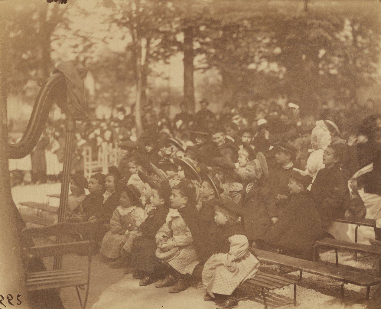 (Guignol, Jardin du Luxembourg) tekijältä Eugène Atget