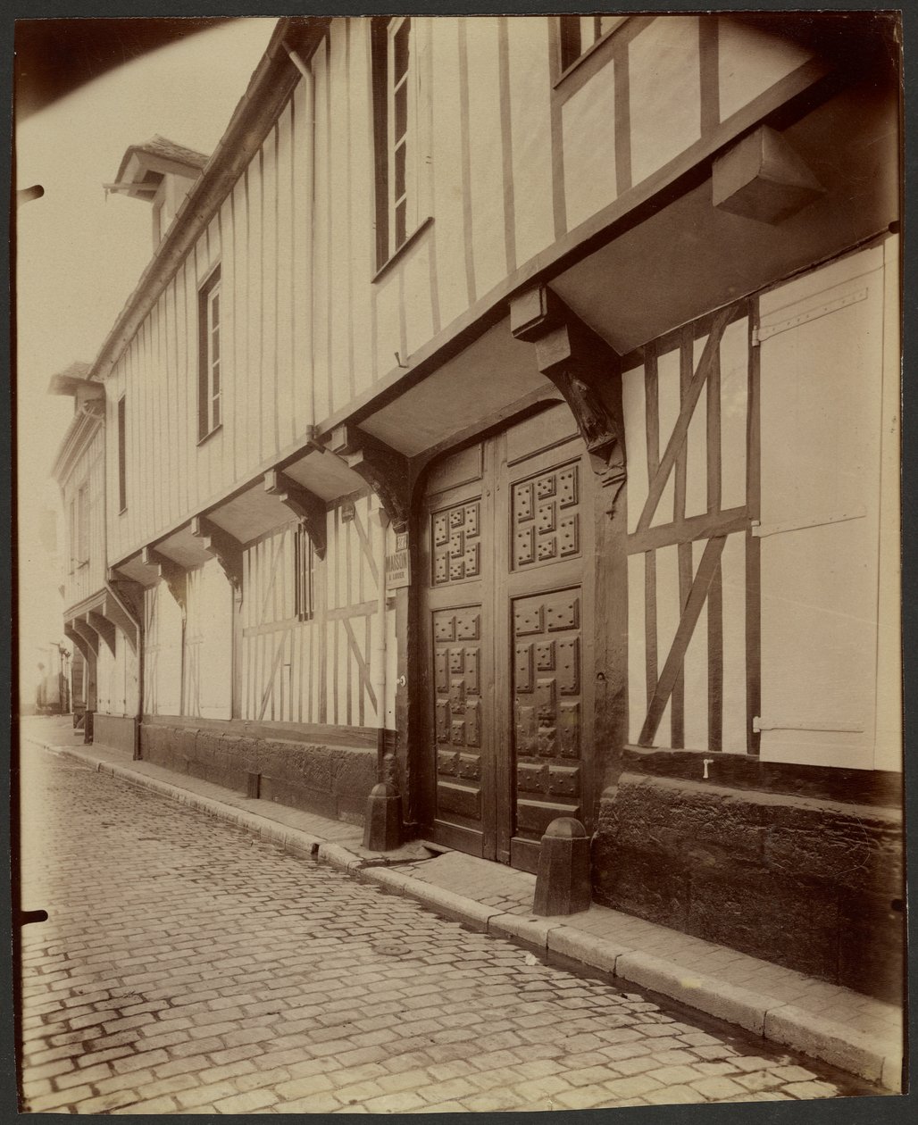 Beauvais, House, 27 Rue Pantaléon. tekijältä Eugène Atget