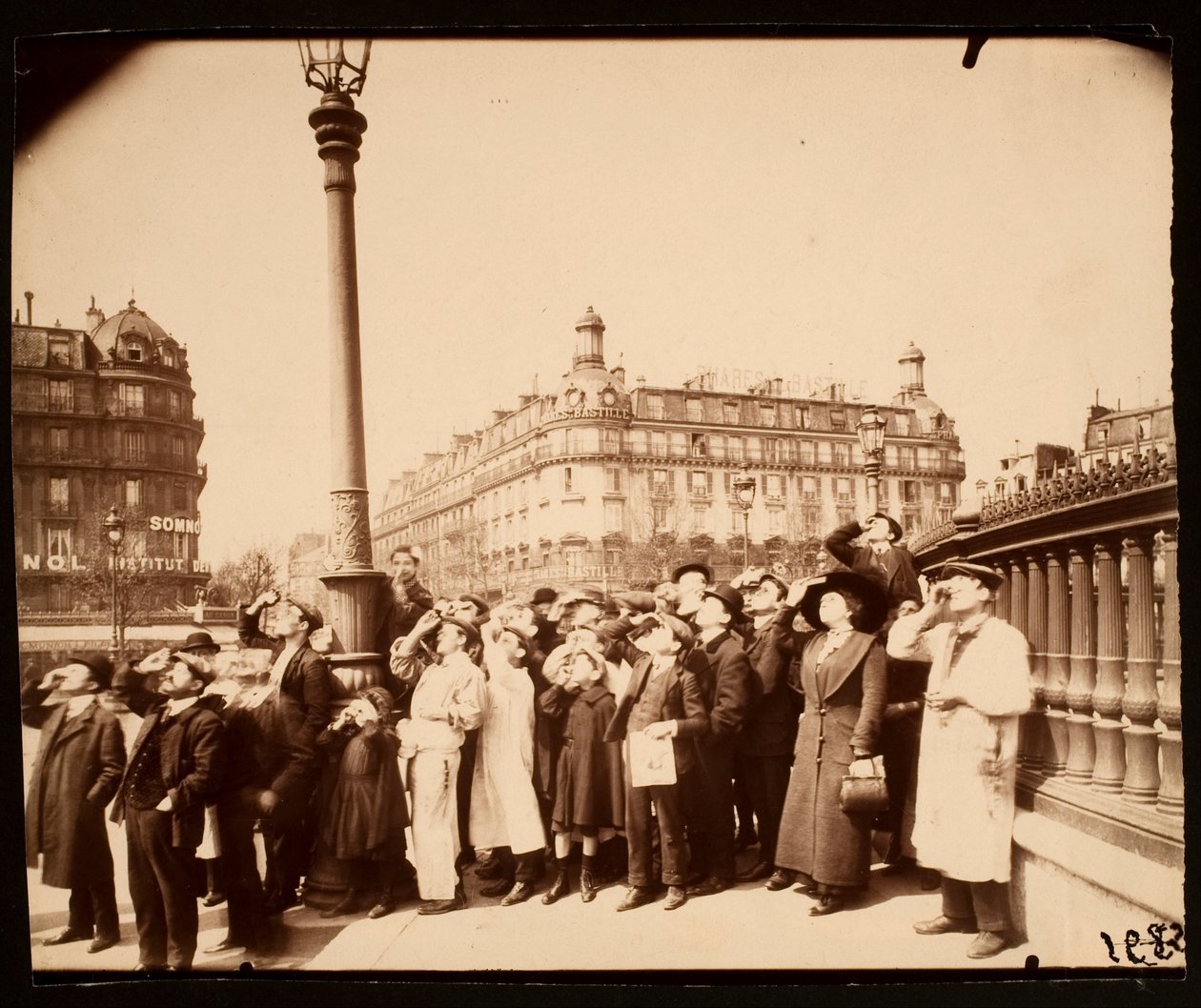Pimennys, huhtikuu 1912 tekijältä Eugène Atget