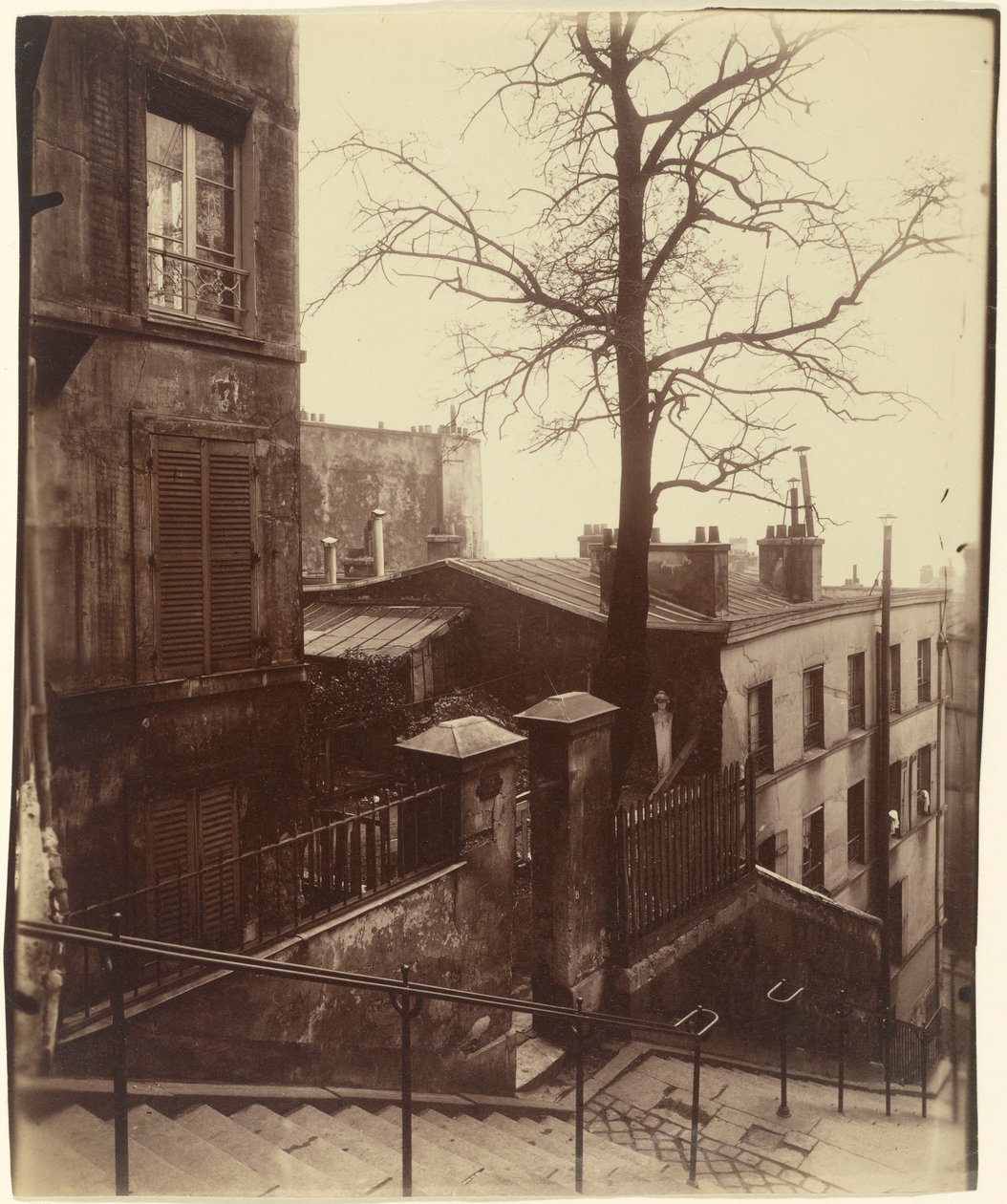 Portaikko, Montmartre, 1921. tekijältä Eugène Atget