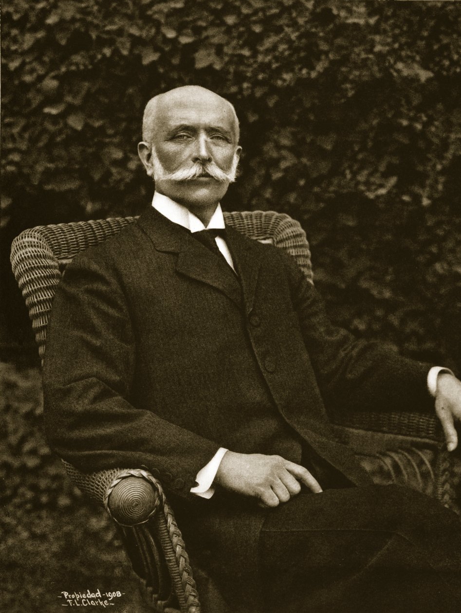 Don Jose Yves Limantour, 1908 (svetokuvana). tekijältä F. L. Clarke