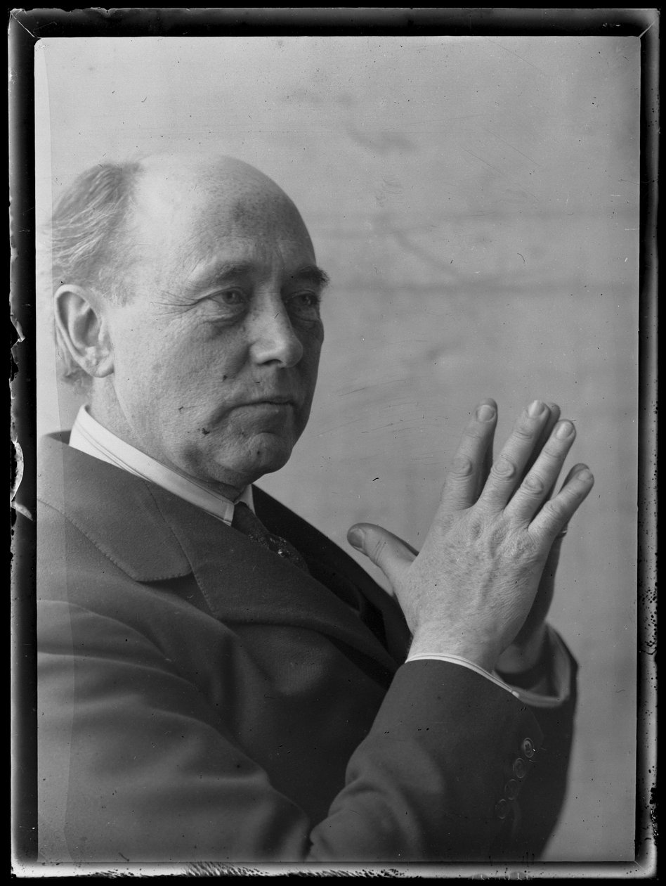 Kuva Felix Weingartnerista (1863-1942) tekijältä Ferdinand Schmutzer
