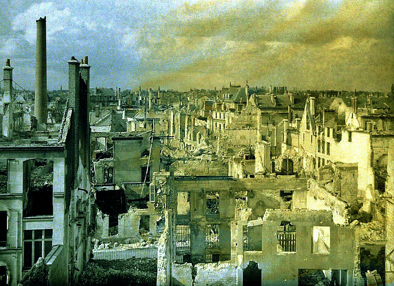 Panoraama kaupungin raunioista, Reims, Marne, Ranska, 1917 (autokromi) tekijältä Fernand Cuville