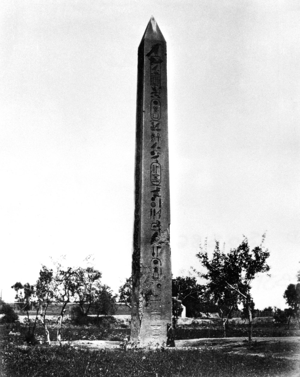 Heliopoliksen obeliski, Egypti, 1878 tekijältä Félix Bonfils