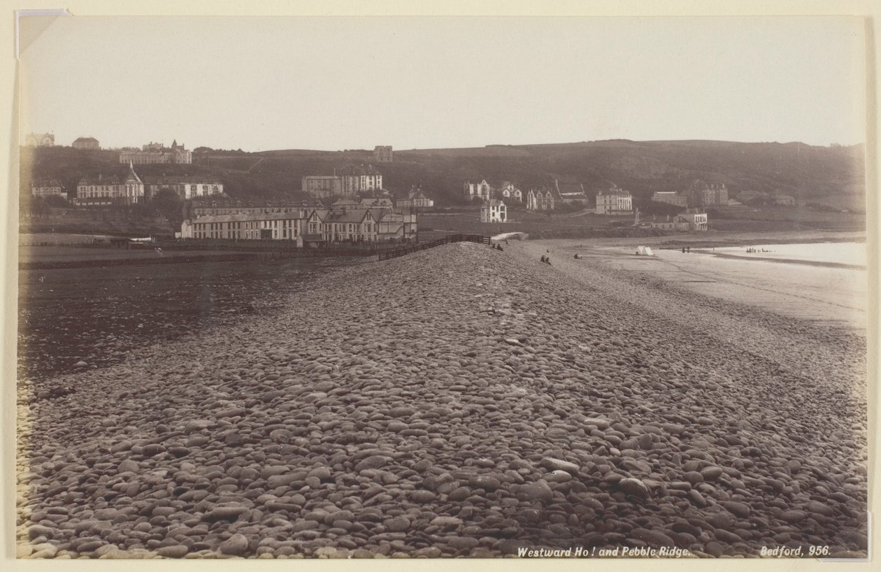Westward Ho ja Pebble Ridge tekijältä Francis Bedford