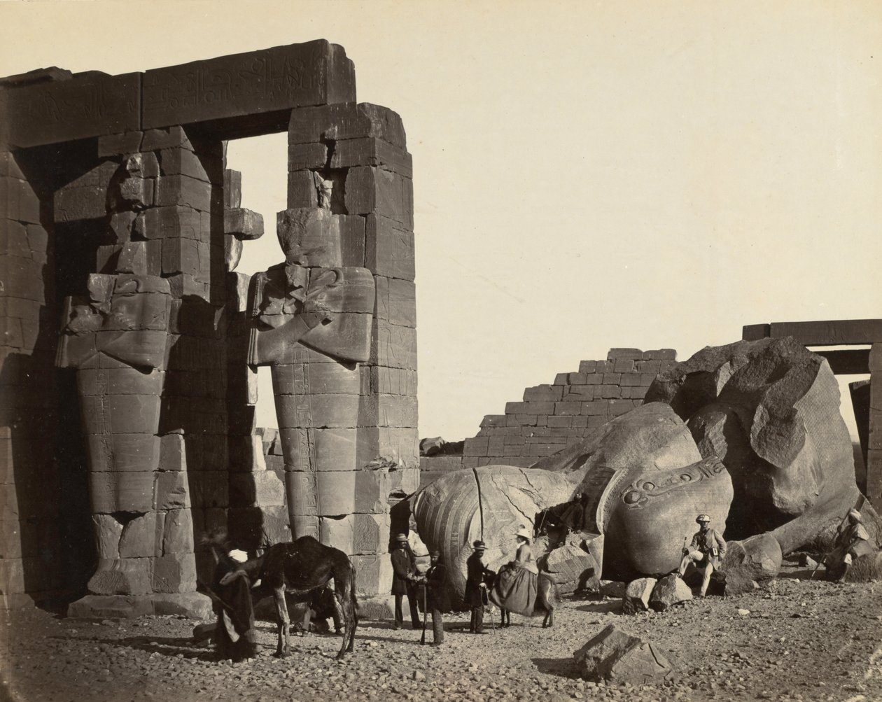Pudonnut patsas Ramesseumissa, Thebes tekijältä Francis Frith