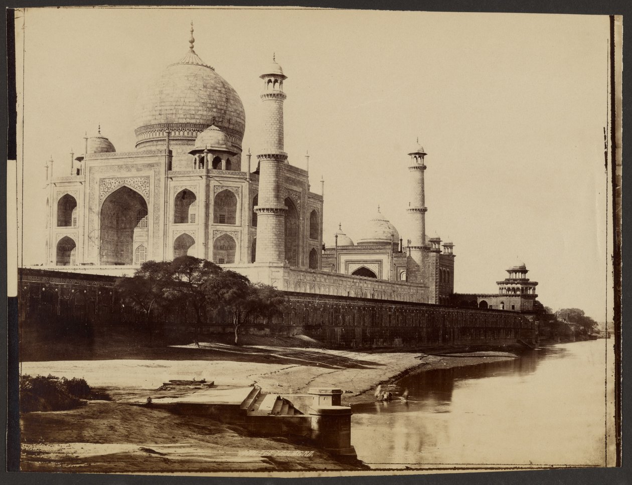 Taj Mahal tekijältä Francis Frith